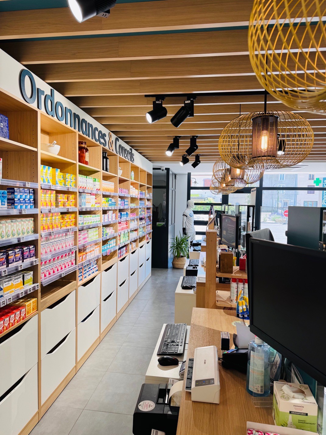Pharmacie De Montferrat